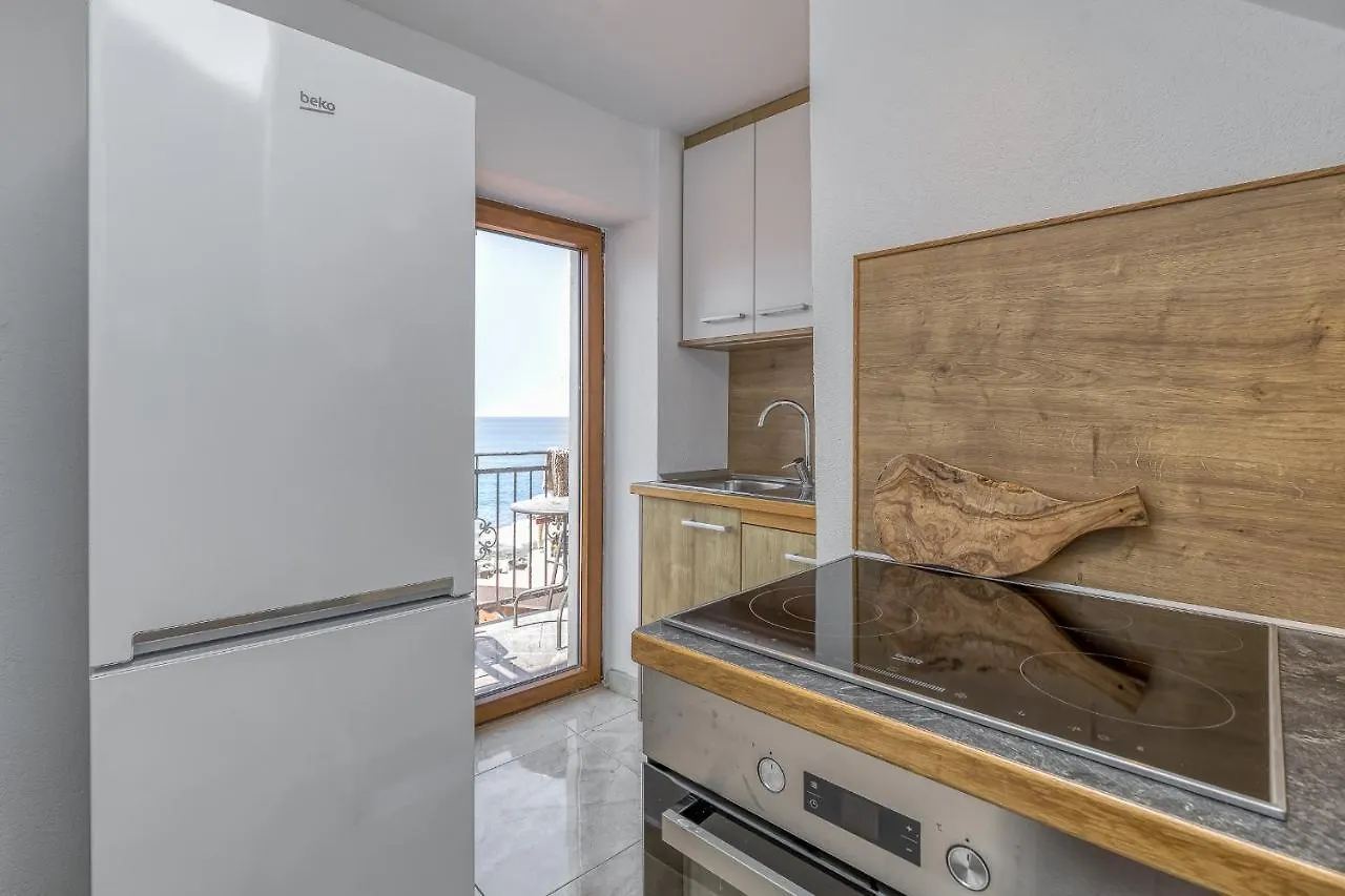 Hotel Casa Viktor Umago 0*,  Croazia