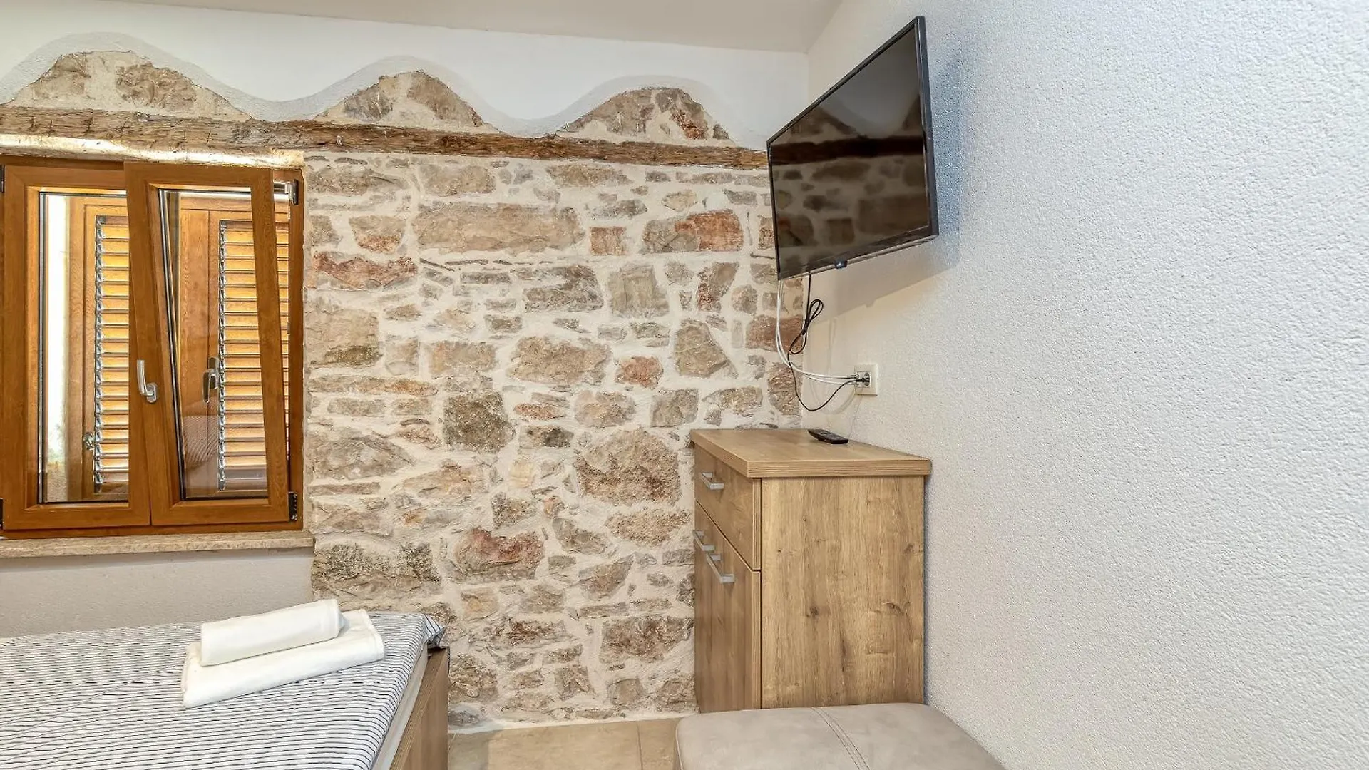 Hotel Casa Viktor Umago Affittacamere